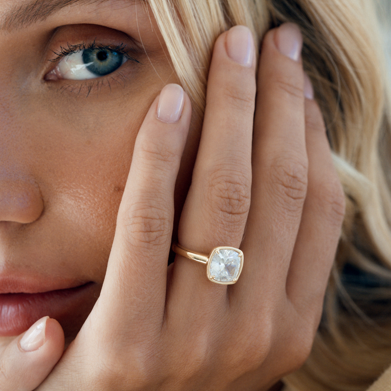 LINDELLI Edie Bezel solitaire lab grown diamond 