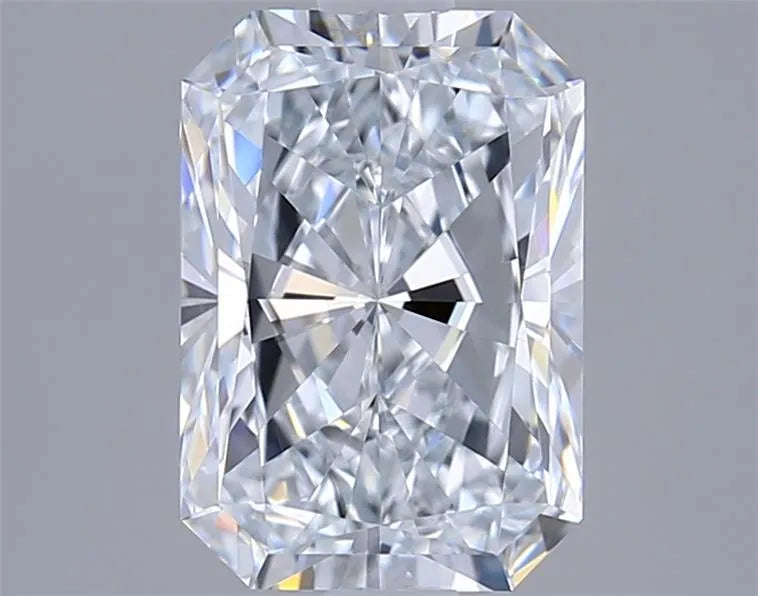 2.03ct Radiant Lab Grown Diamond (Colour E, Clarity VVS1, IGI Certified)