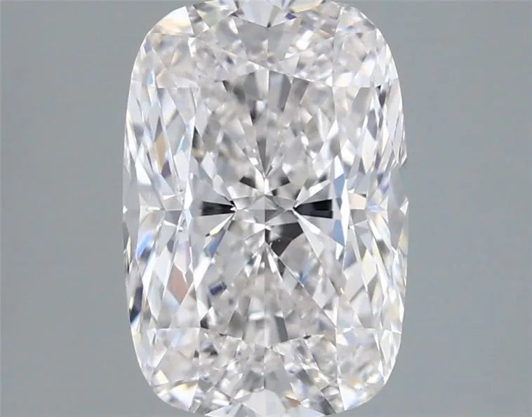 2.59ct Cushion modified Lab Grown Diamond (Colour G, Clarity VS1, IGI Certified)