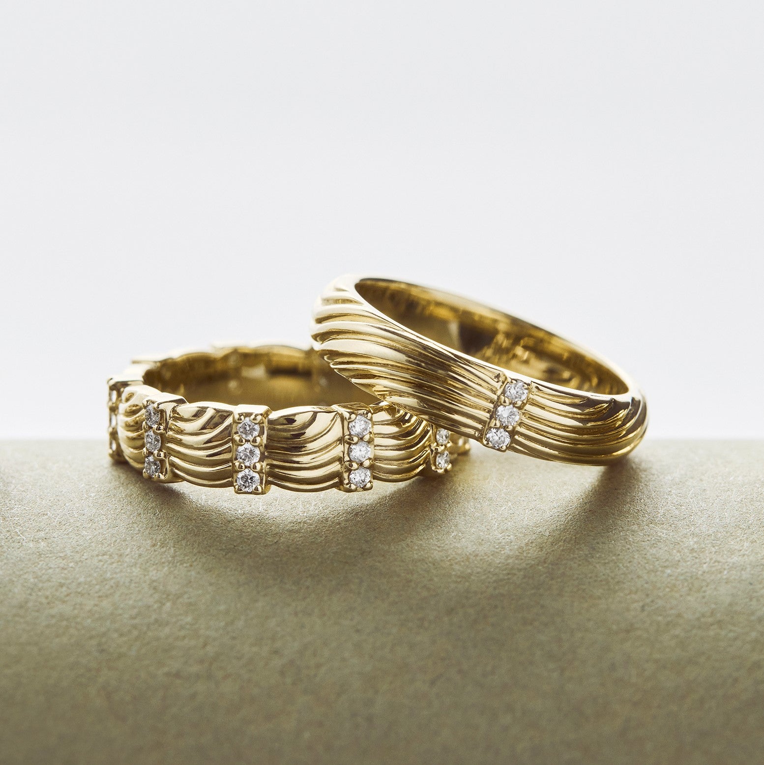 Lindelli Gold & Diamond Ripple Ring