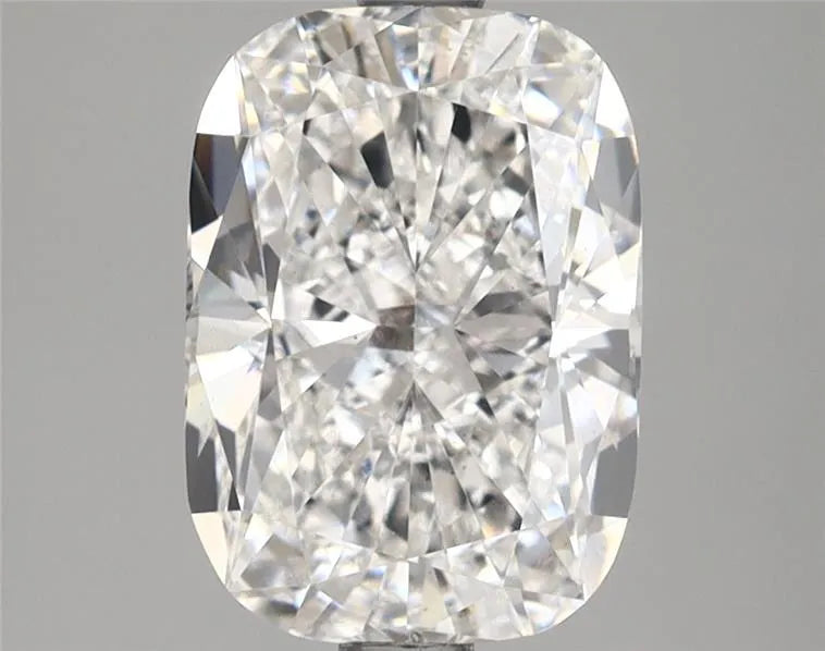 2.77ct Cushion modified Lab Grown Diamond (Colour E, Clarity VS1, IGI Certified)