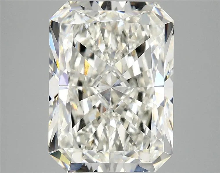 5.05ct Radiant Lab Grown Diamond (Colour G, Clarity VVS2, IGI Certified)