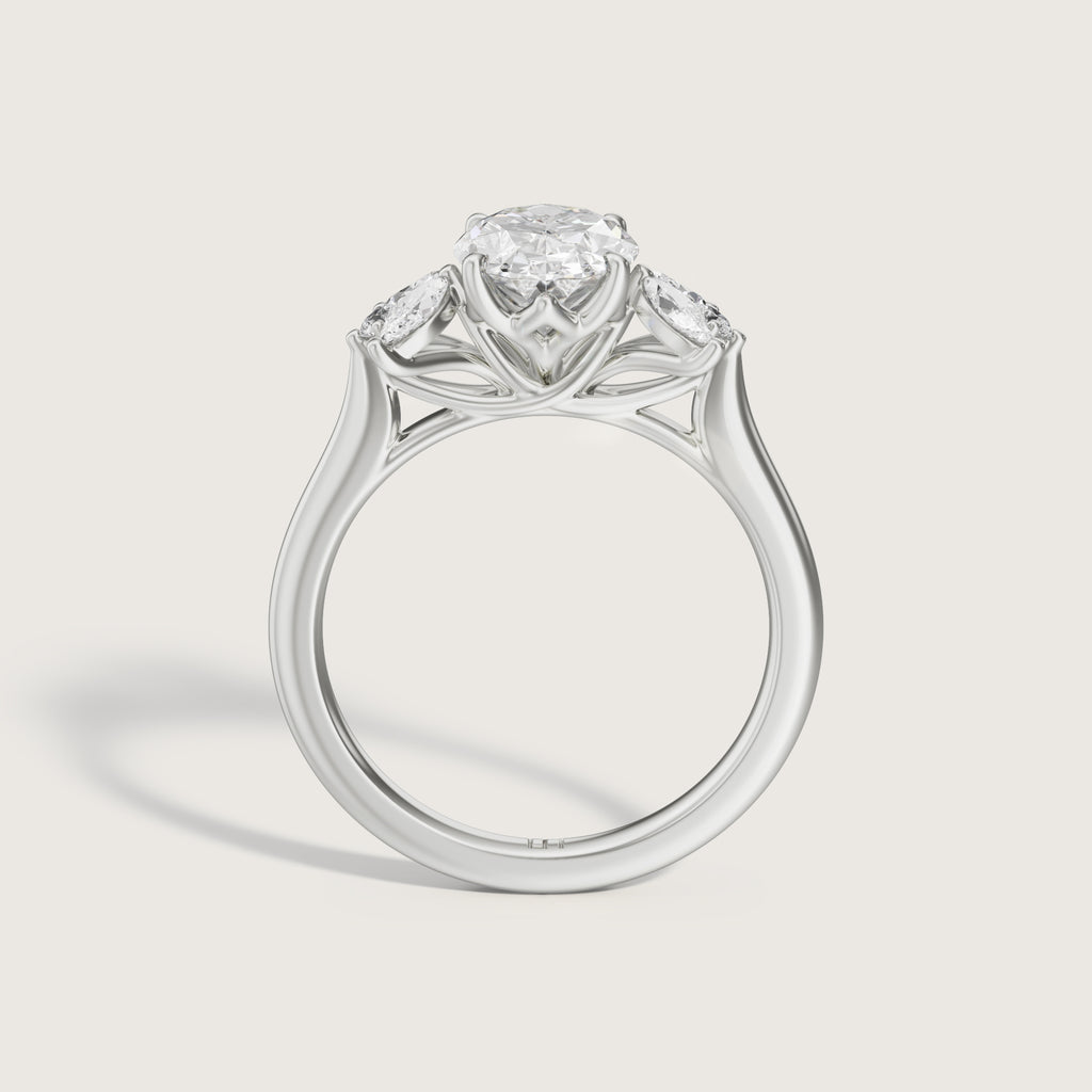 Agave Oval Side Stone Ring