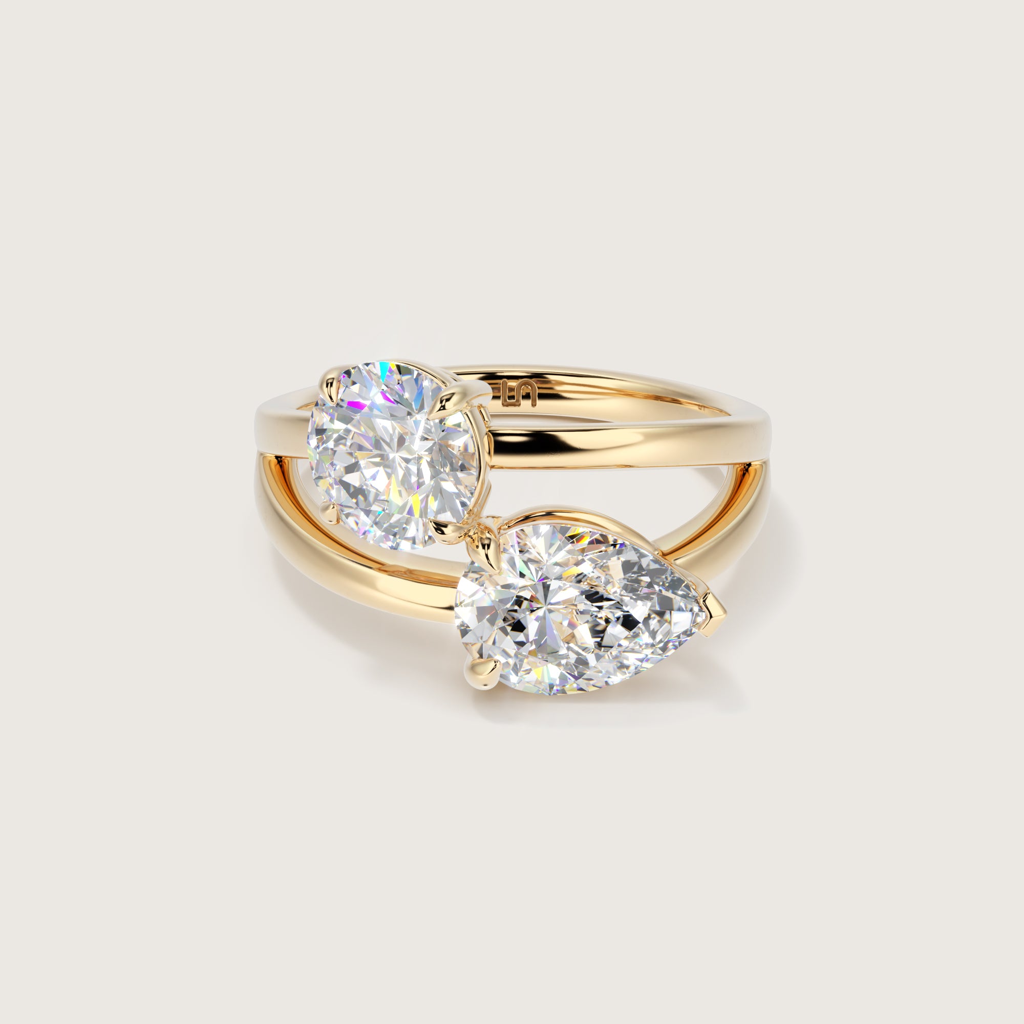 Aura Toi et Moi Round Pear Two Stone Lindelli