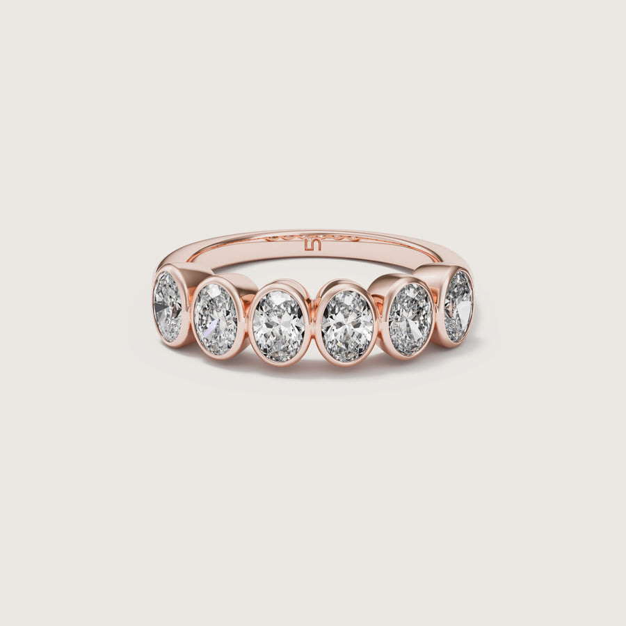 Ellipse Ring | Bezel Set Diamond