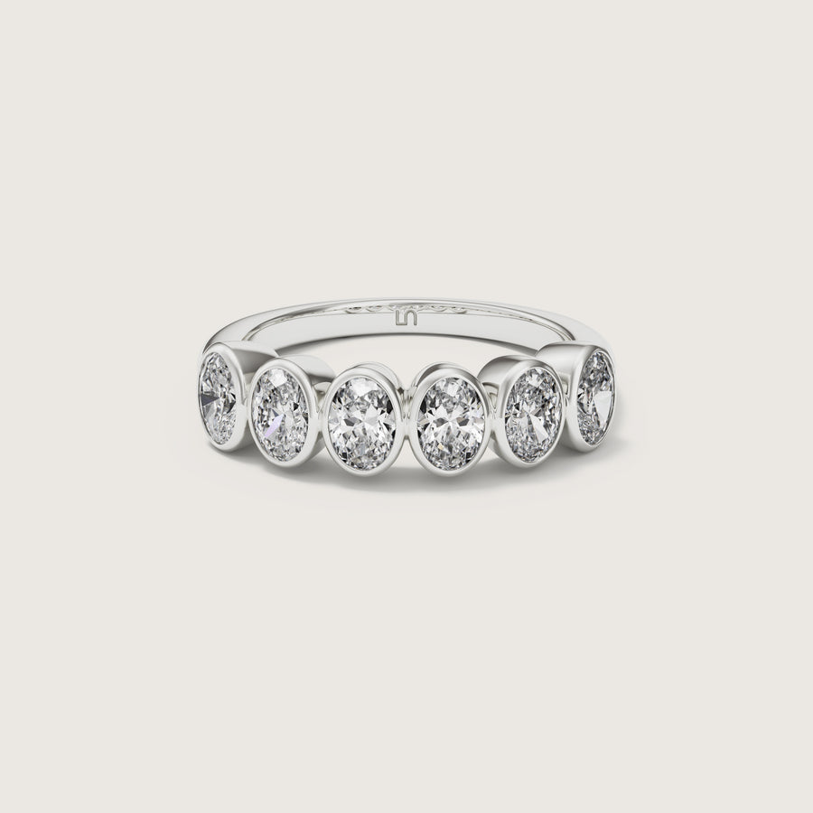 Ellipse Ring | Bezel Set Diamond