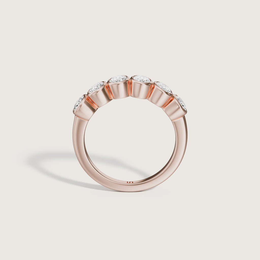 Ellipse Ring | Bezel Set Diamond