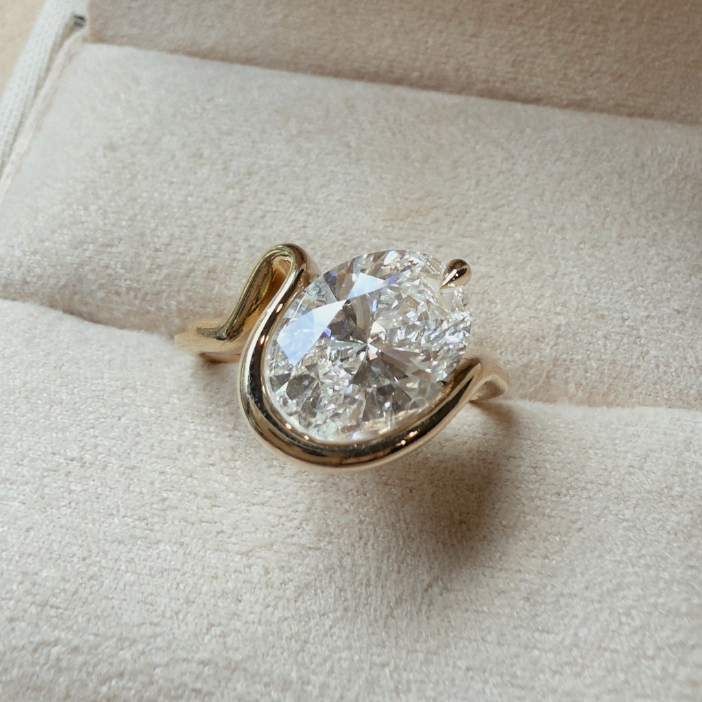 Bloom_3_Carat_Oval_14k_Yellow_Gold_Ring