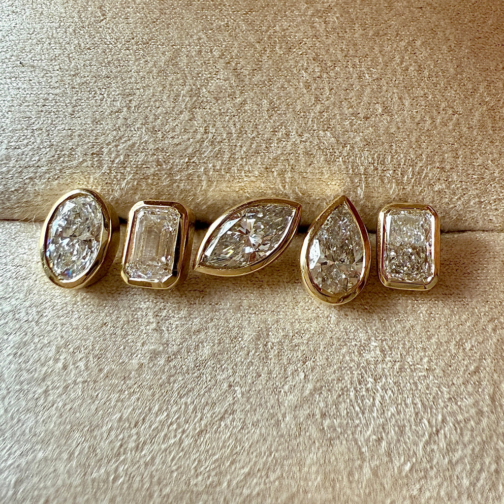 Cadre_Earrings_White_Gold_Yellow_Gold_Platinum