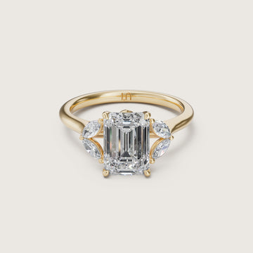 Eden_Emerald_Side_Stone_Yellow_Gold