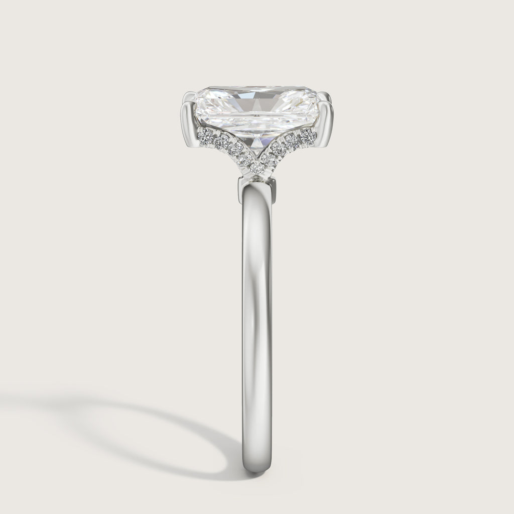 Lido_Solitaire_White_Gold_Platinum_Radiant