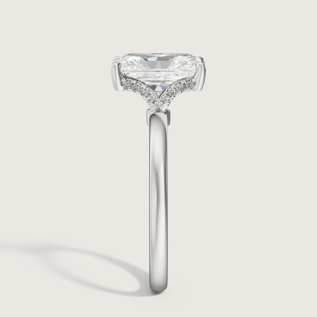 Lido_Solitaire_White_Gold_Platinum_Radiant