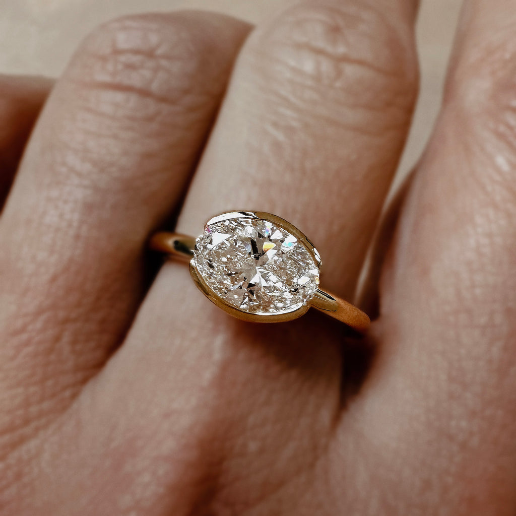 Yellow_Gold_White_Gold_Platinum_Half_Bezel_LINDELLI