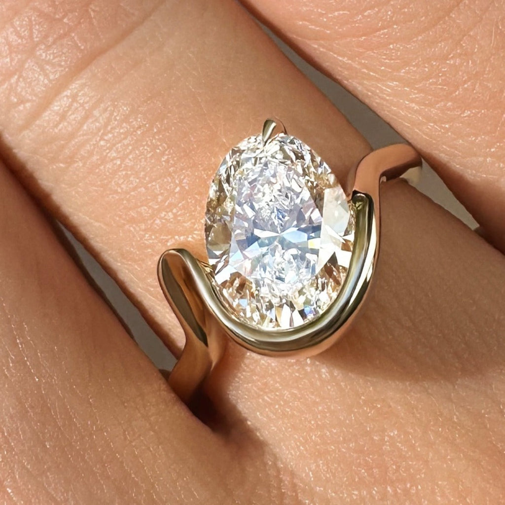 Bloom_Ring_White_Gold_Yellow_Gold_LINDELLI_Organic