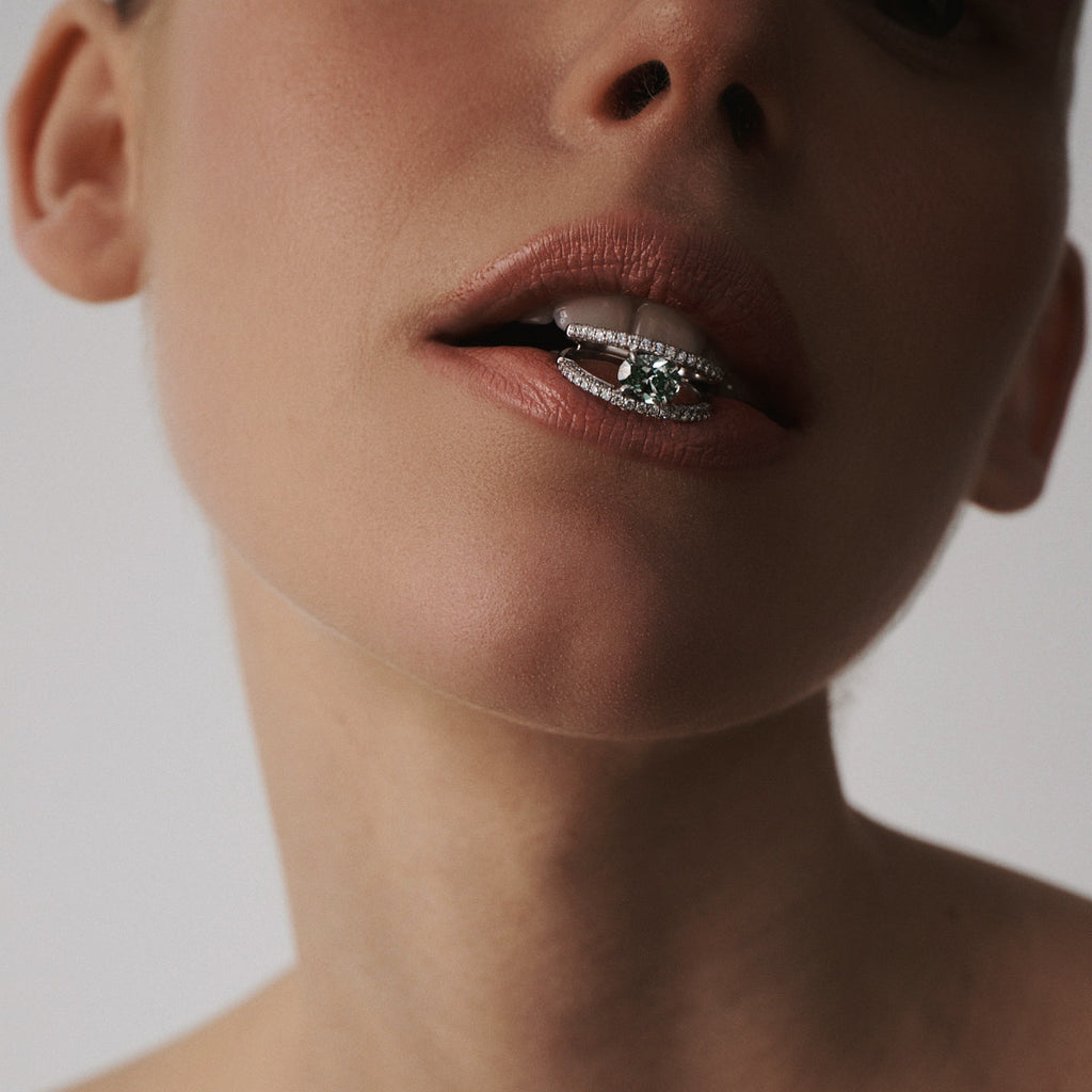 Ascott_White_Ring_Gold_Yellow_Gold