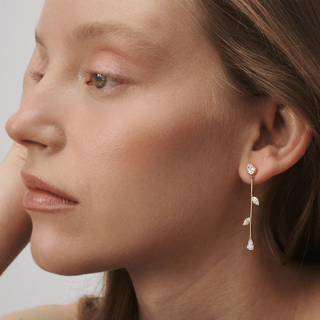 LINDELLI_Enigma_Earrings_Yellow_Gold_White_Gold_01