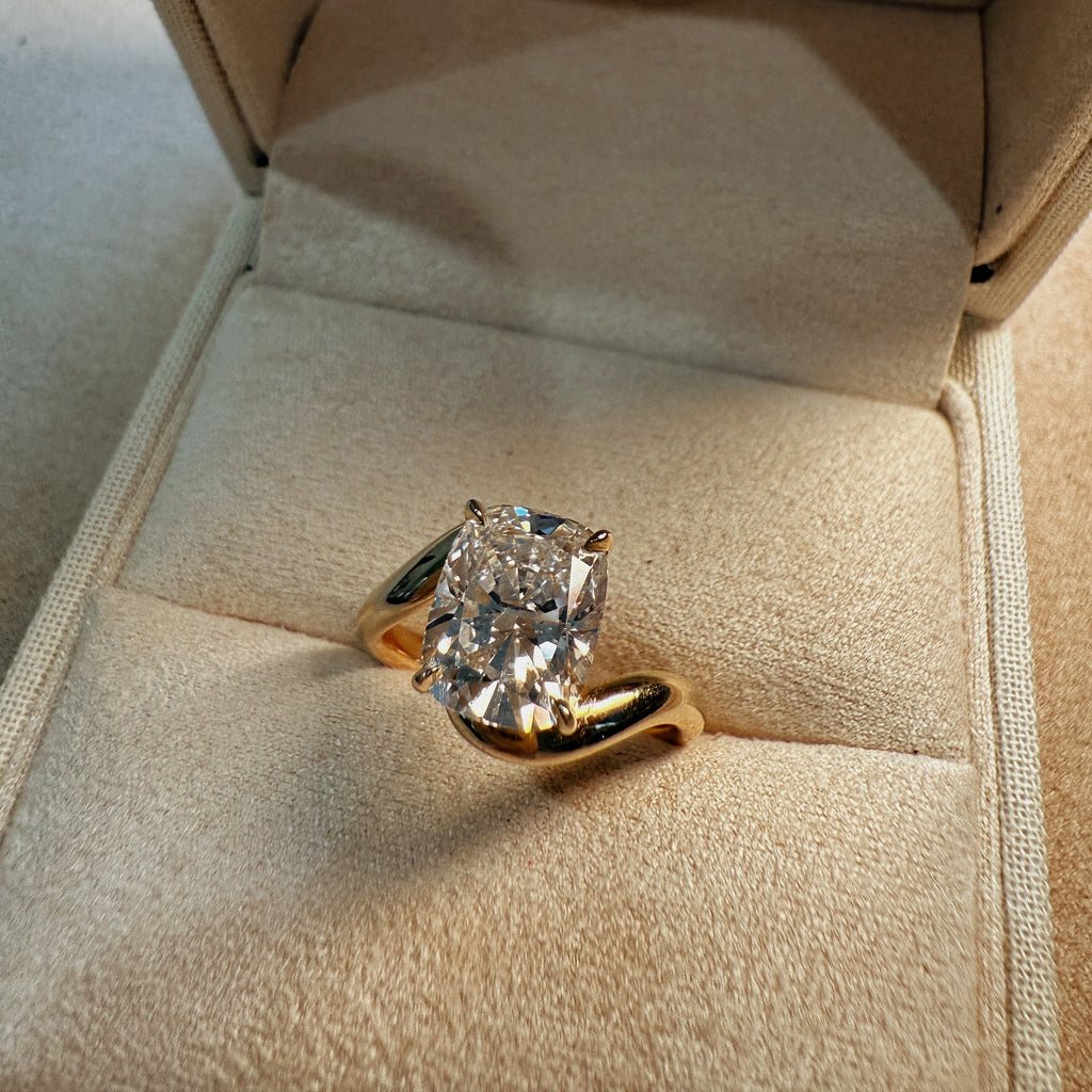 Isola_LINDELLI_Yellow_Gold_White_Gold