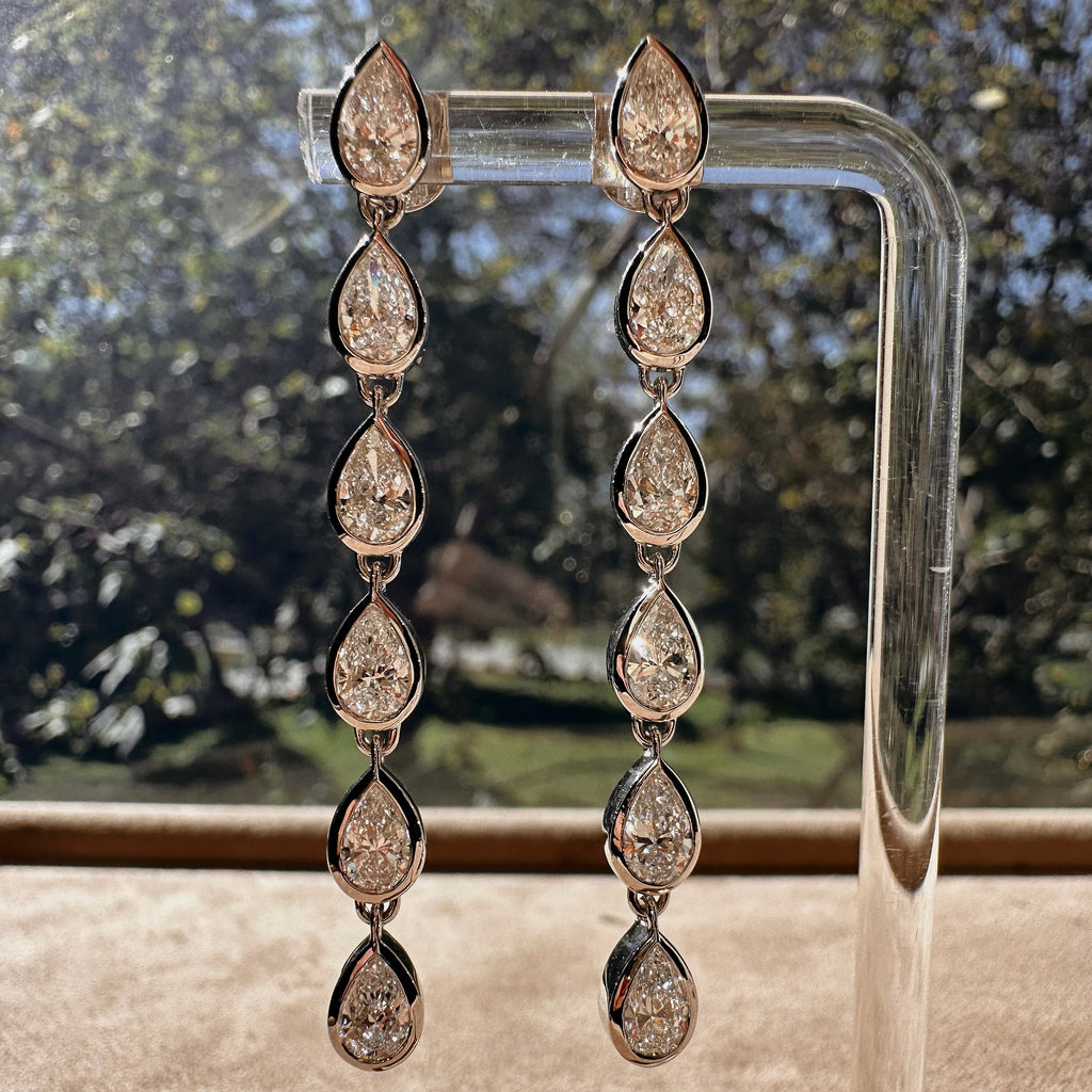 LINDELLI_Cadre_Earrings_Pear_Yellow_Gold_White_Gold