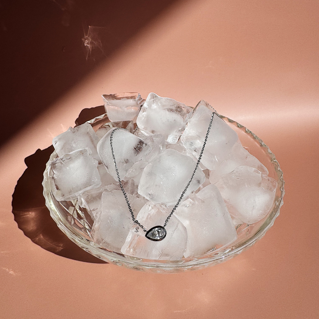 LINDELLI_Calyx_White_Gold