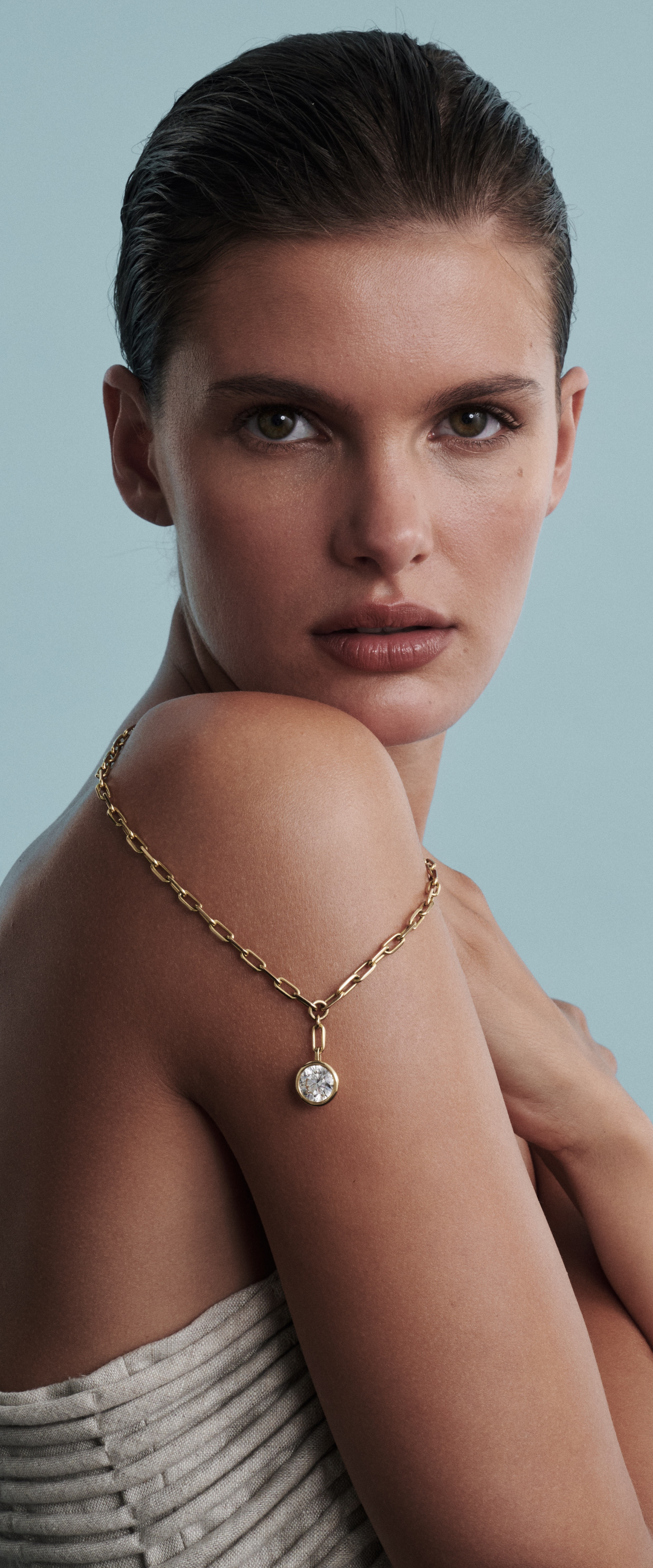 6 Best Fine Jewellery Items That Have Reached Cult Status | Who What Wear UK, image size:1800x4320