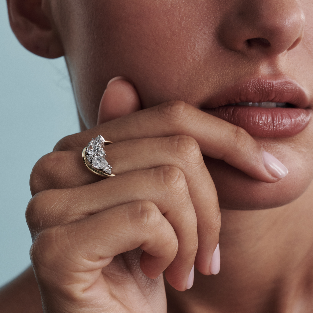 LINDELLI_Granada_Ring_Cluster_Yellow_Gold