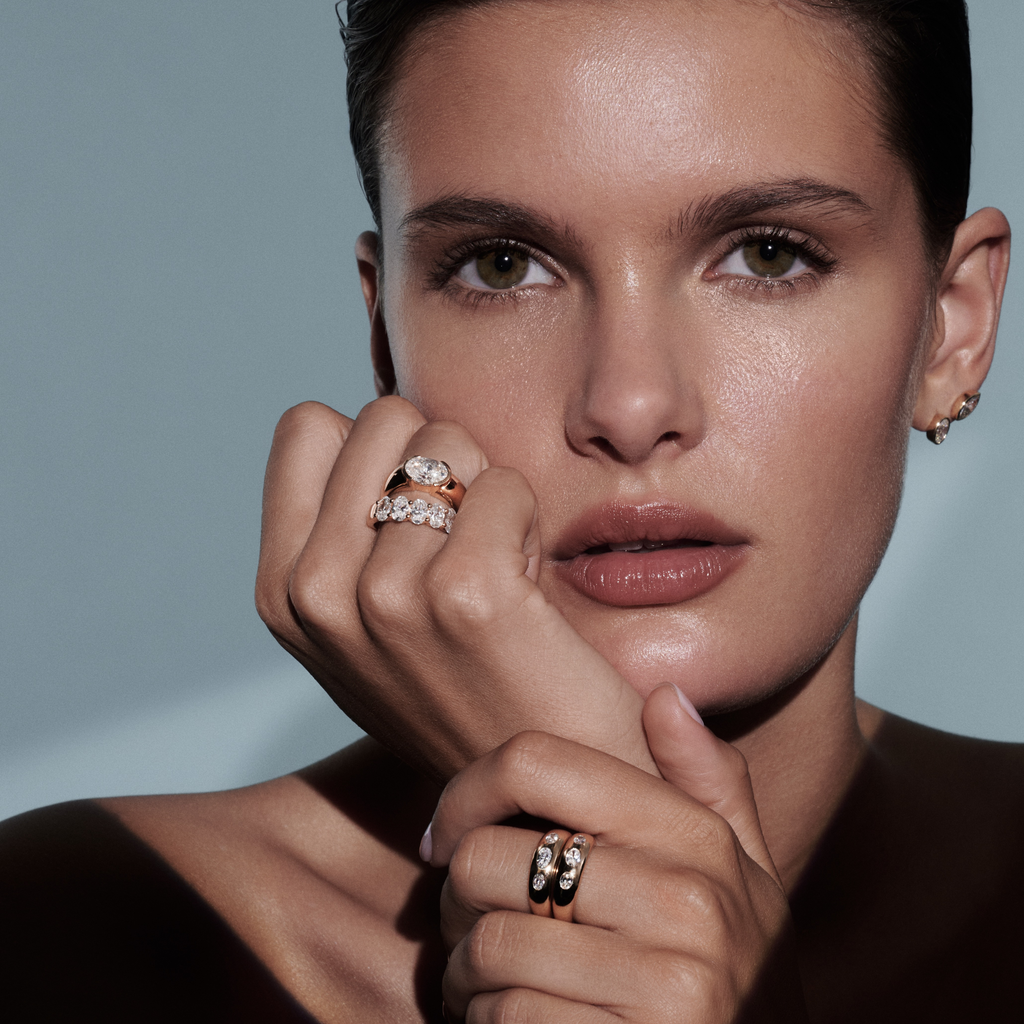 Marmont Oval Three Stone Band