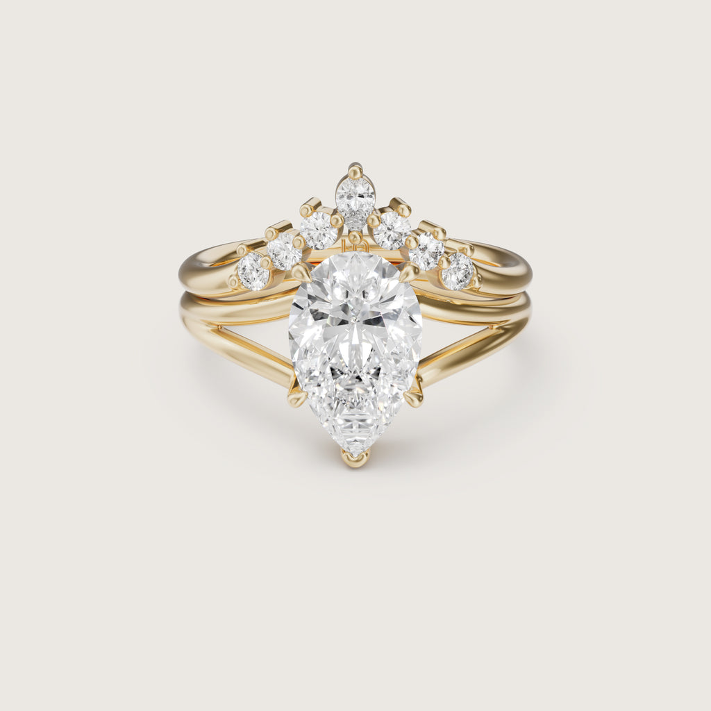 Margot Pear Split Band Solitaire