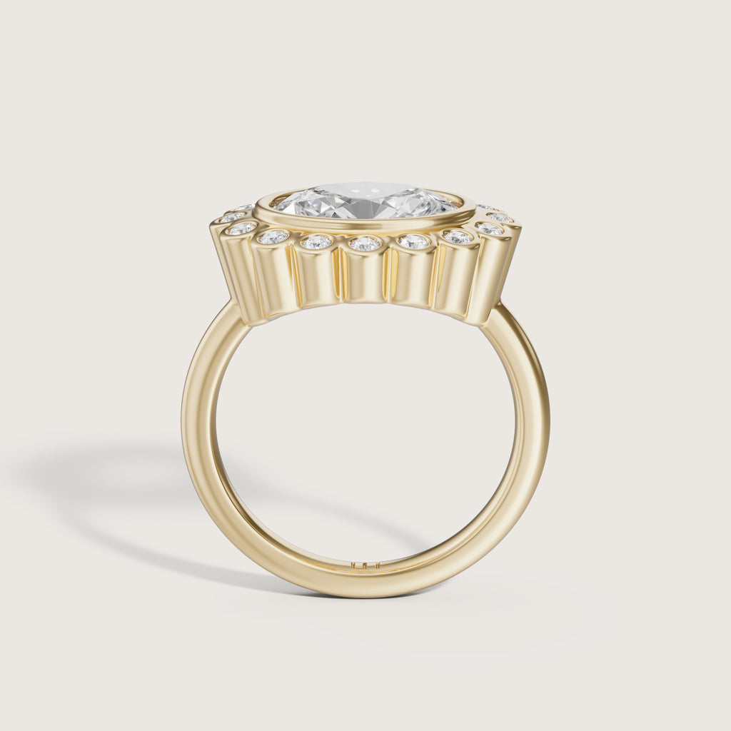 Glacé East West Oval Bezel Ring