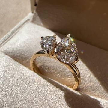 Lira_Ring_Yellow_Gold_White_Gold_Platinum 