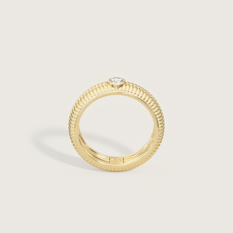 Round Bezel Serpentine Ring