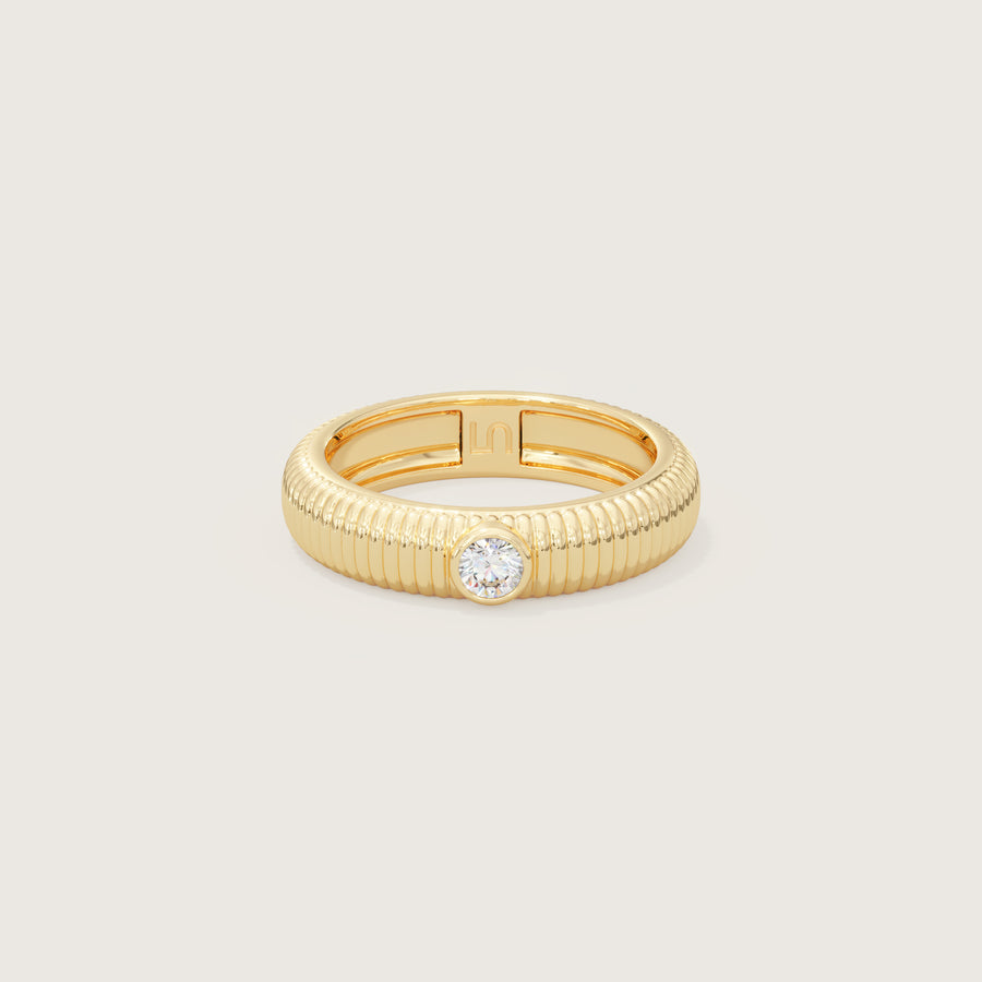 Round Bezel Serpentine Ring