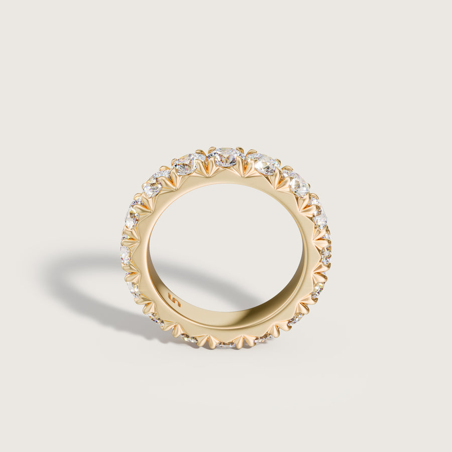 Hera Eternity Diamond Ring | Medium