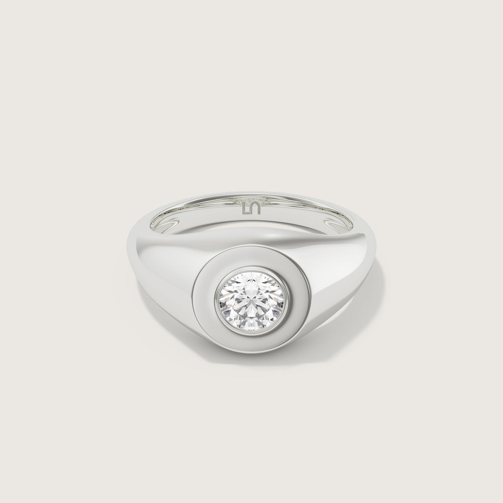 White_Gold_Round_Signet_Unicus_Lindelli